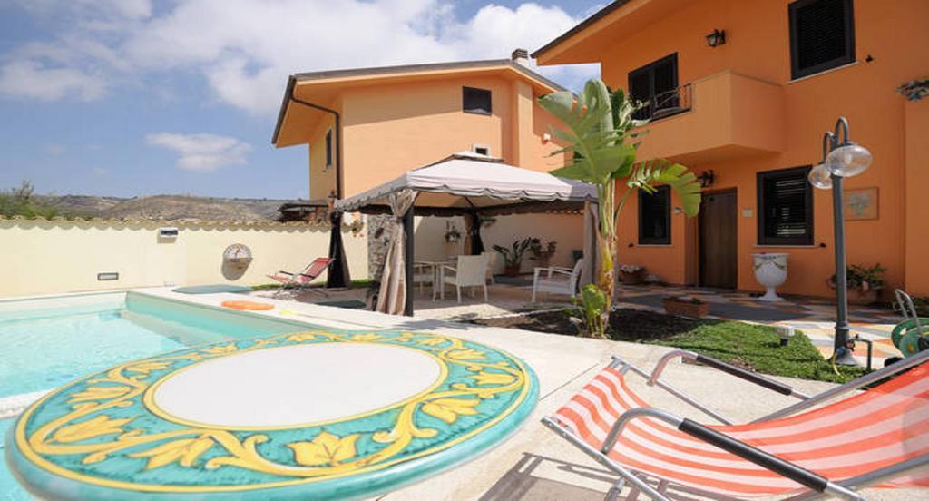 شقة Casa Montalbano بورتو إمبيدوكْلي الغرفة الصورة